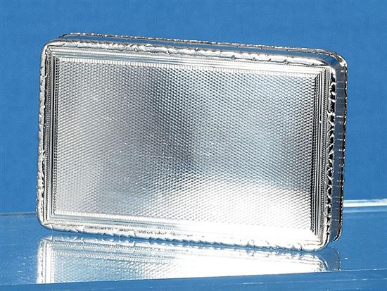 A William IV silver table snuff box, by Edward Edwards II, Length 3 ½”/88mm Width 2 ¼”/56mm Weight: 4.5oz/130grms